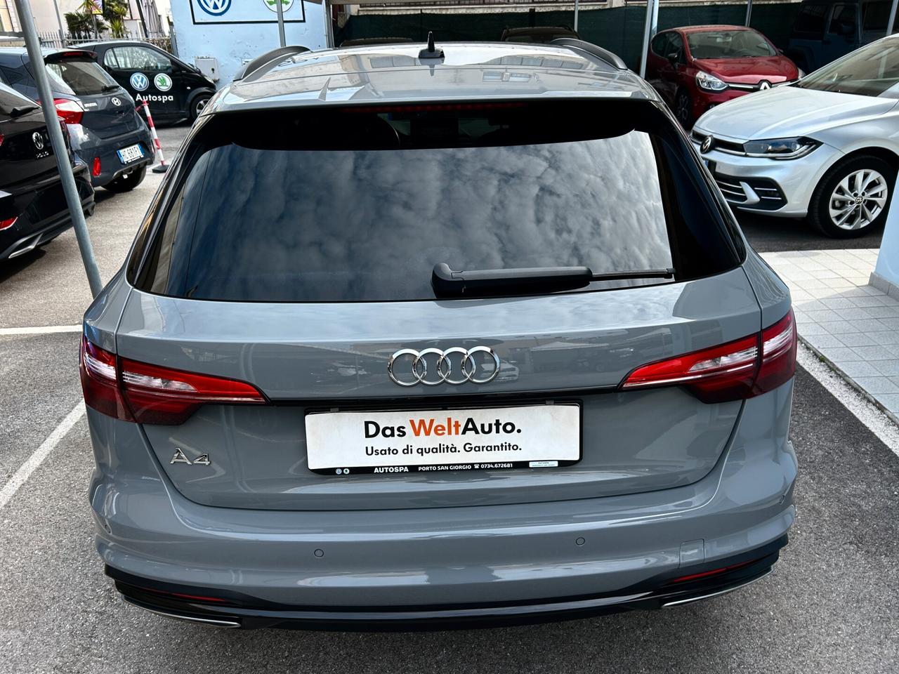 Audi A4 Avant 40 g-tron Stronic Business Adv 22