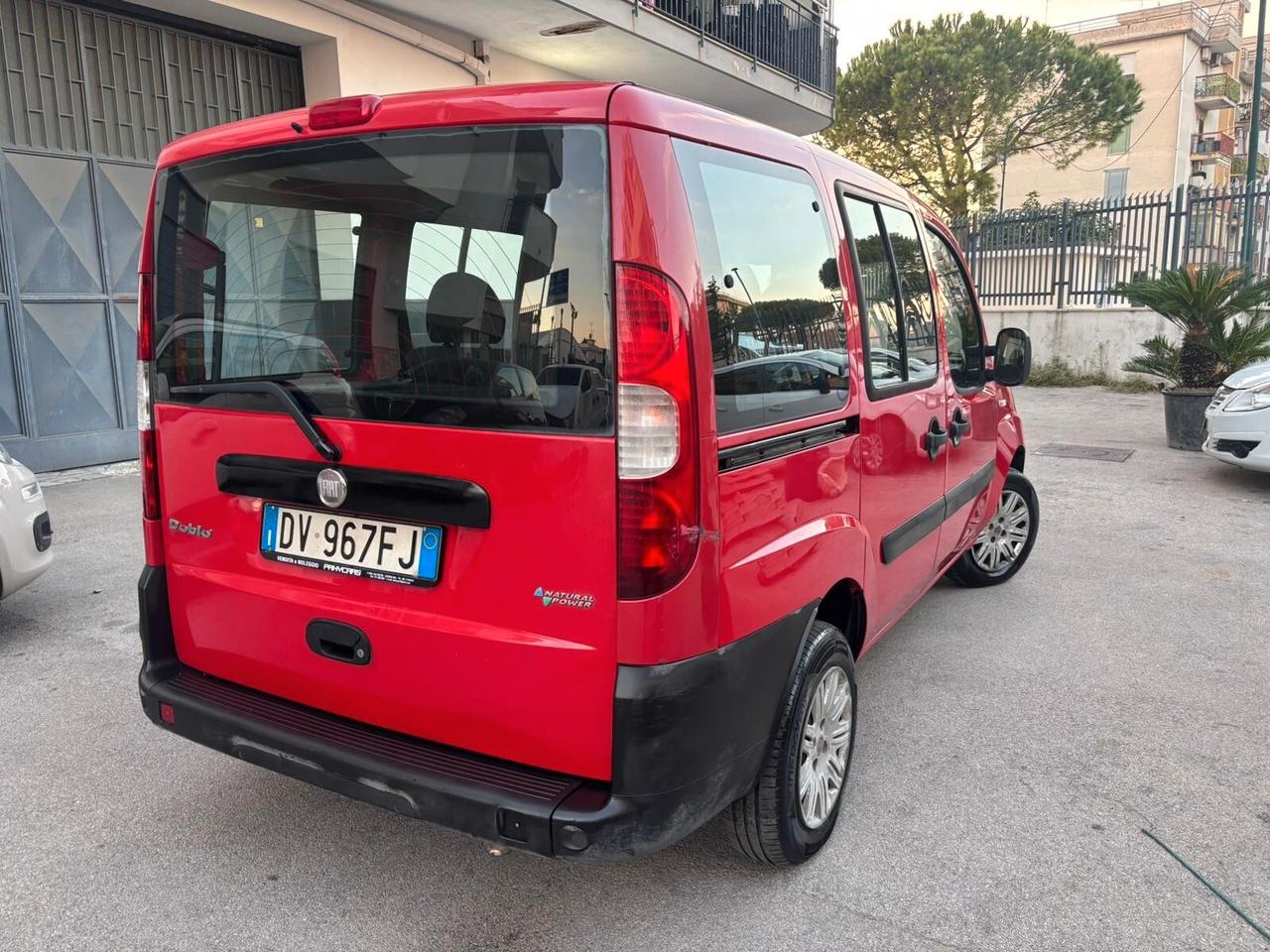 Fiat Doblo Doblò 1.6 16V Natural Power Active CON RINNOVO REVISIONE METANO ALL'ACQUISTO