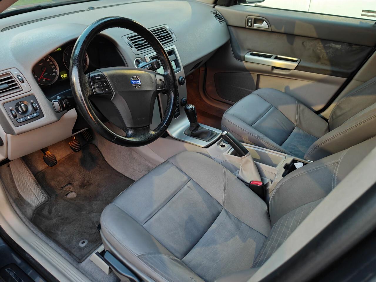 Volvo V50 2.0 D cat Momentum