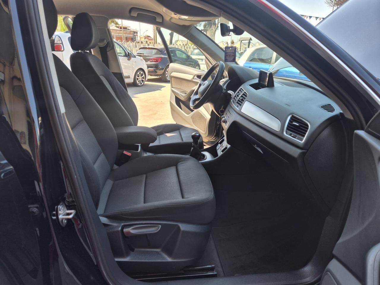 Audi Q3 2.0 TDI 120 CV Sport