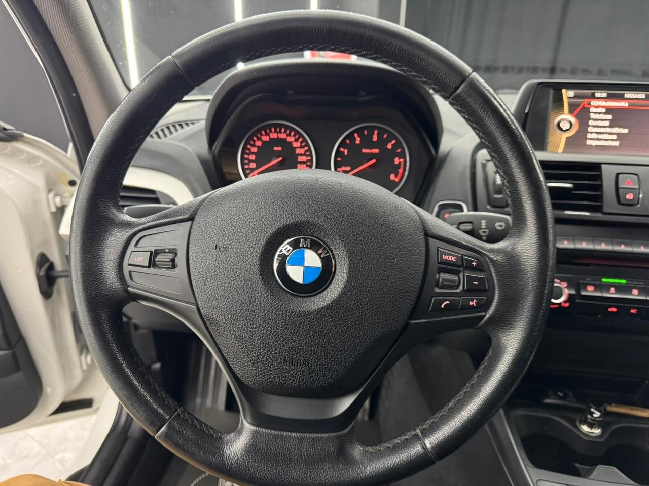 Bmw 116 Serie 1 116d 5p Dynamic