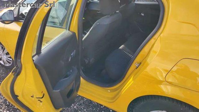 PEUGEOT 208 Neopatentati 1.2 Active Pack s tg GP166ML