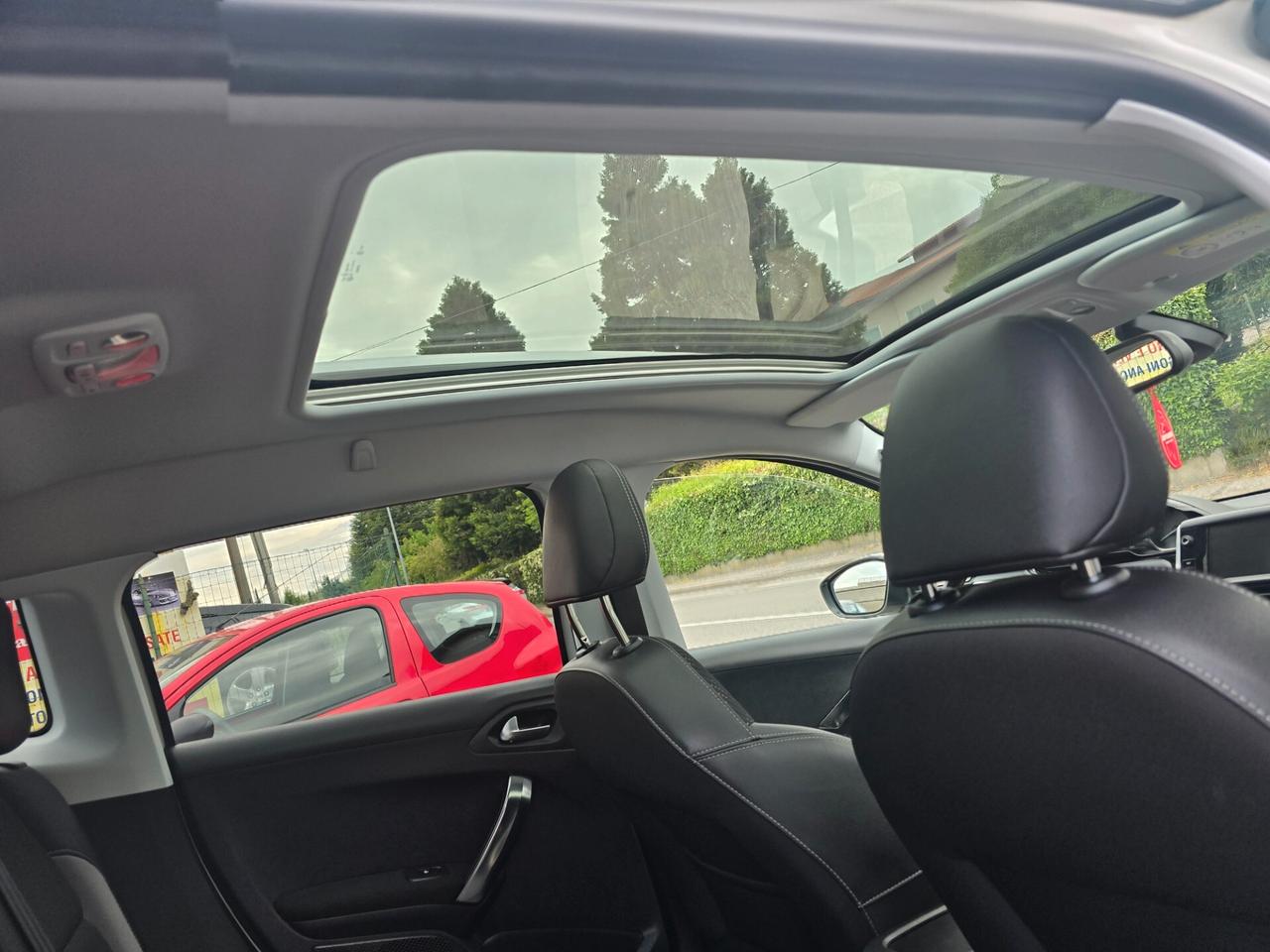 Peugeot 2008 PureTech Turbo 110 S&S Allure