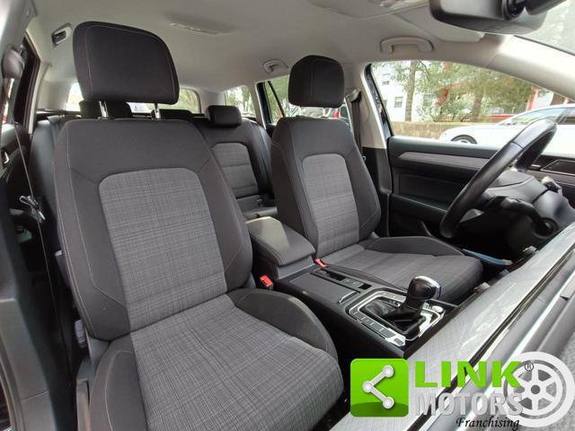 VOLKSWAGEN Passat Variant 2.0 TDI SCR EVO DSG Executive