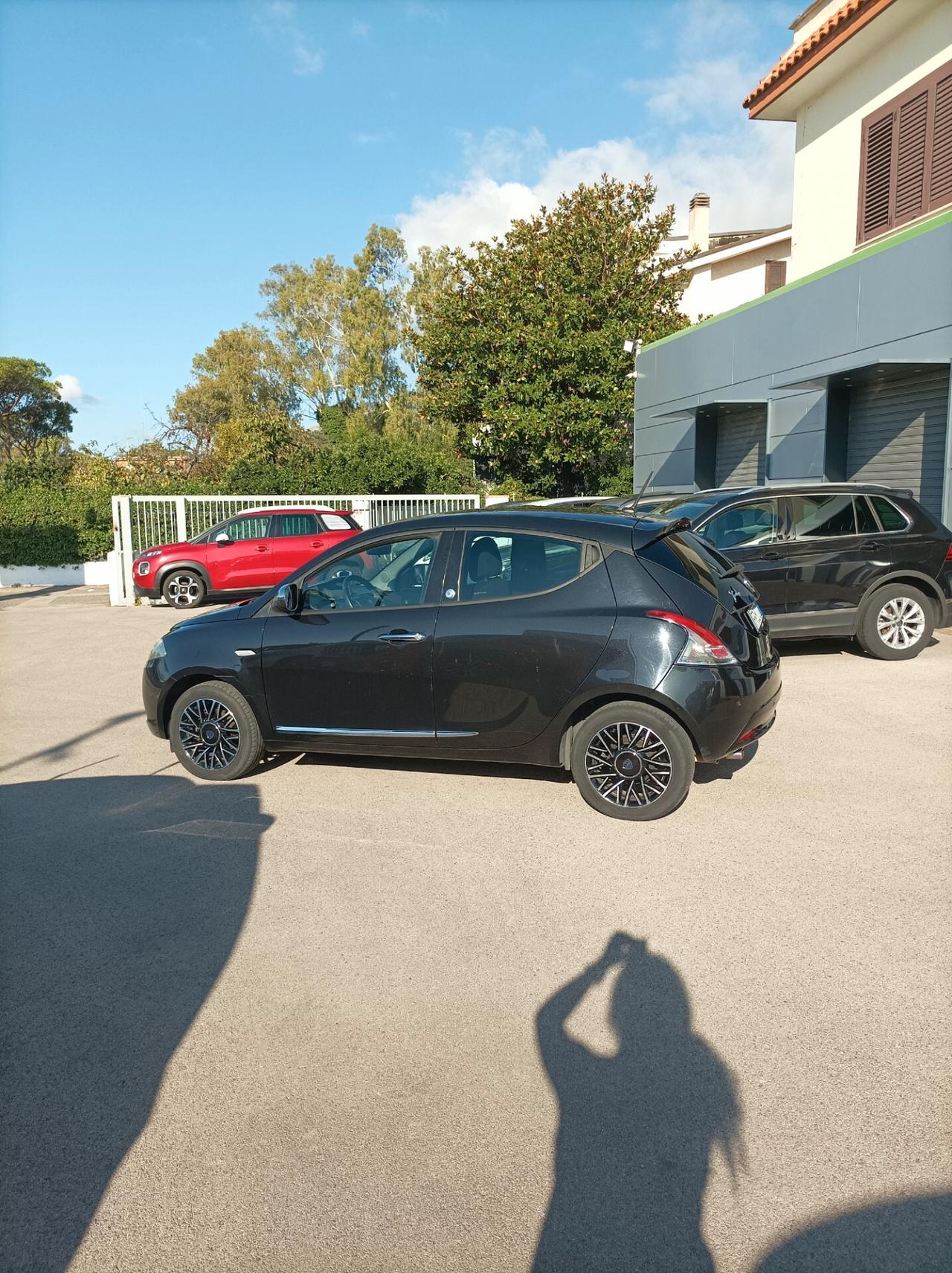 Lancia Ypsilon 1.2 69 CV 5 porte GPL Ecochic Gold