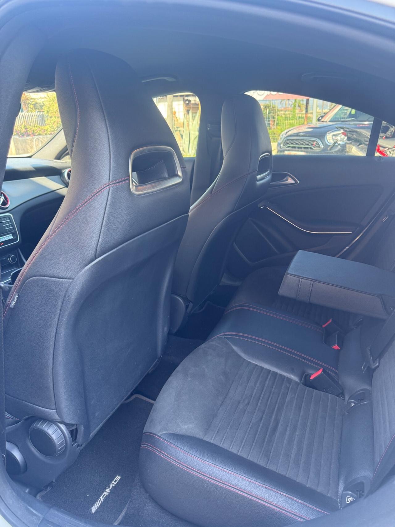 Mercedes-benz CLA 180 CLA 180 d Automatic Premium Pack AMG