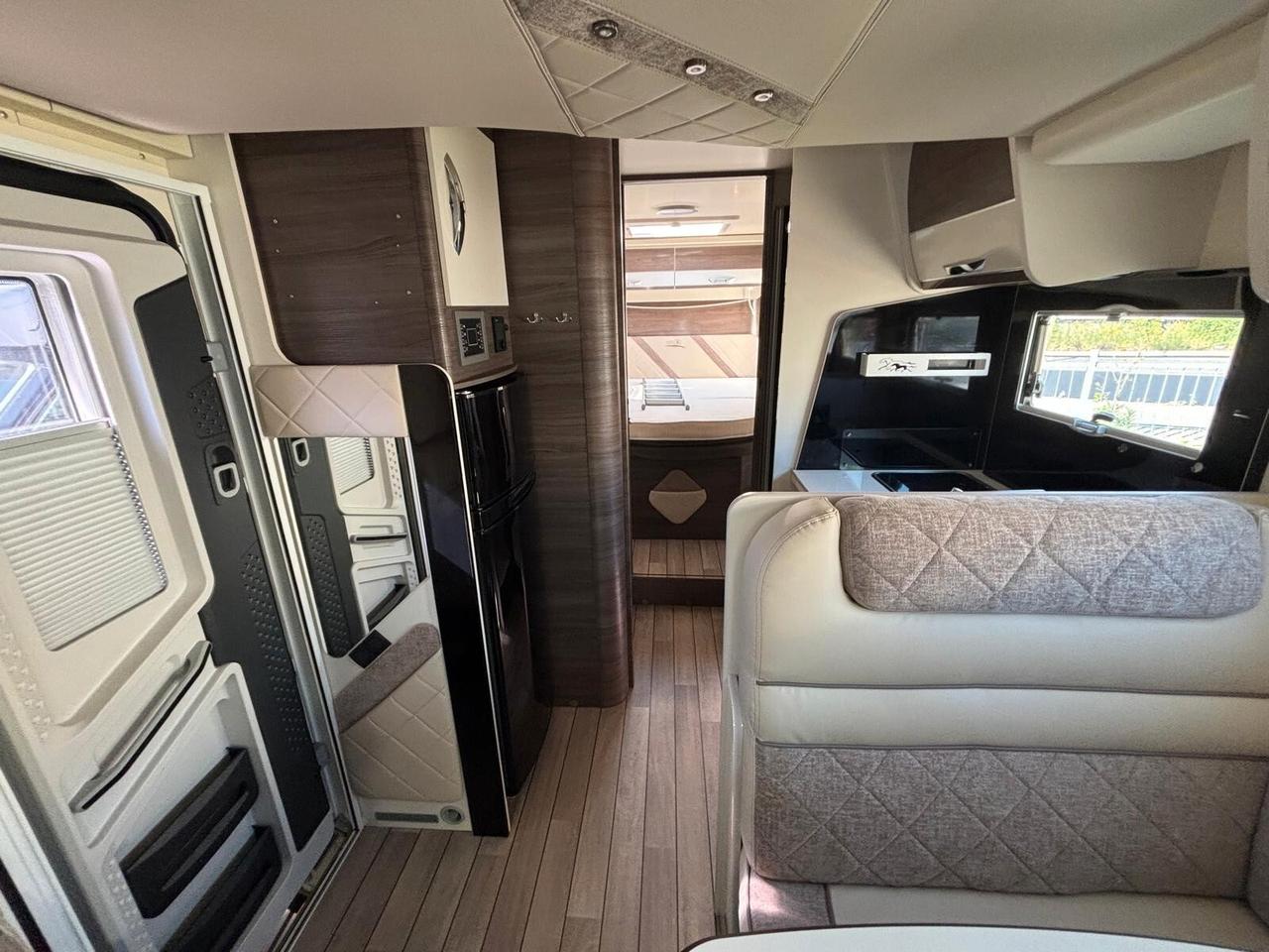 Mclouis Yearling 89g camper