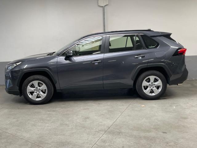 TOYOTA RAV 4 MY23 RAV4 2.5 HV (222CV) E-CVT AWD-i Business
