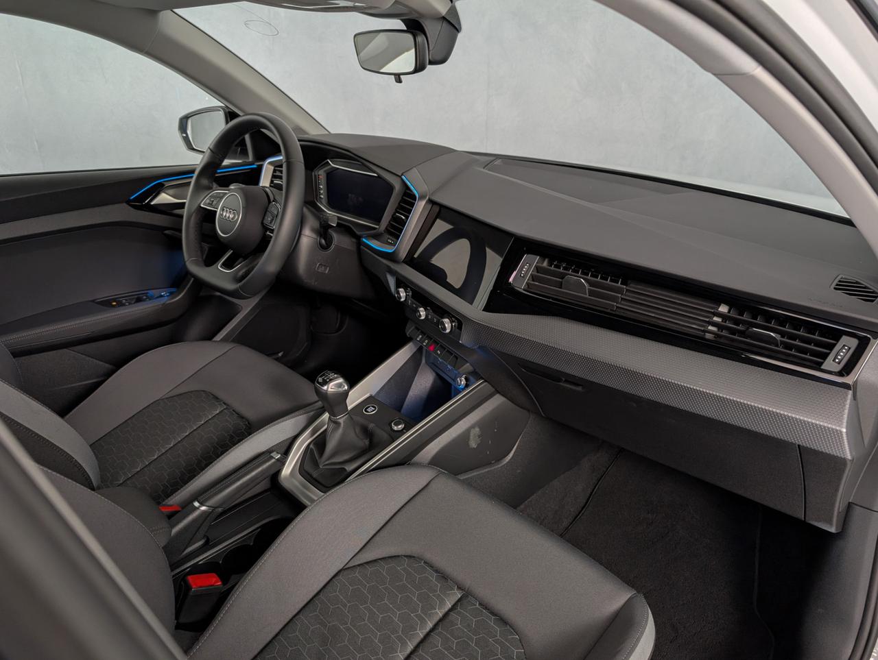 Audi A1 30 TFSI 116cv Adrenalin Black Edition S line