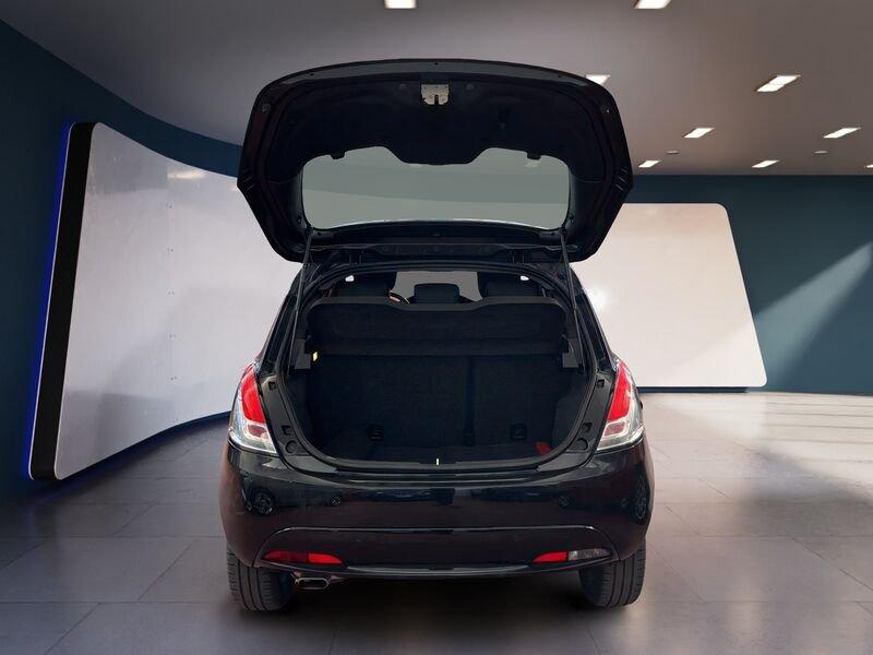 Lancia Ypsilon III 2015 1.2 Gold ecochic Gpl 69cv my19