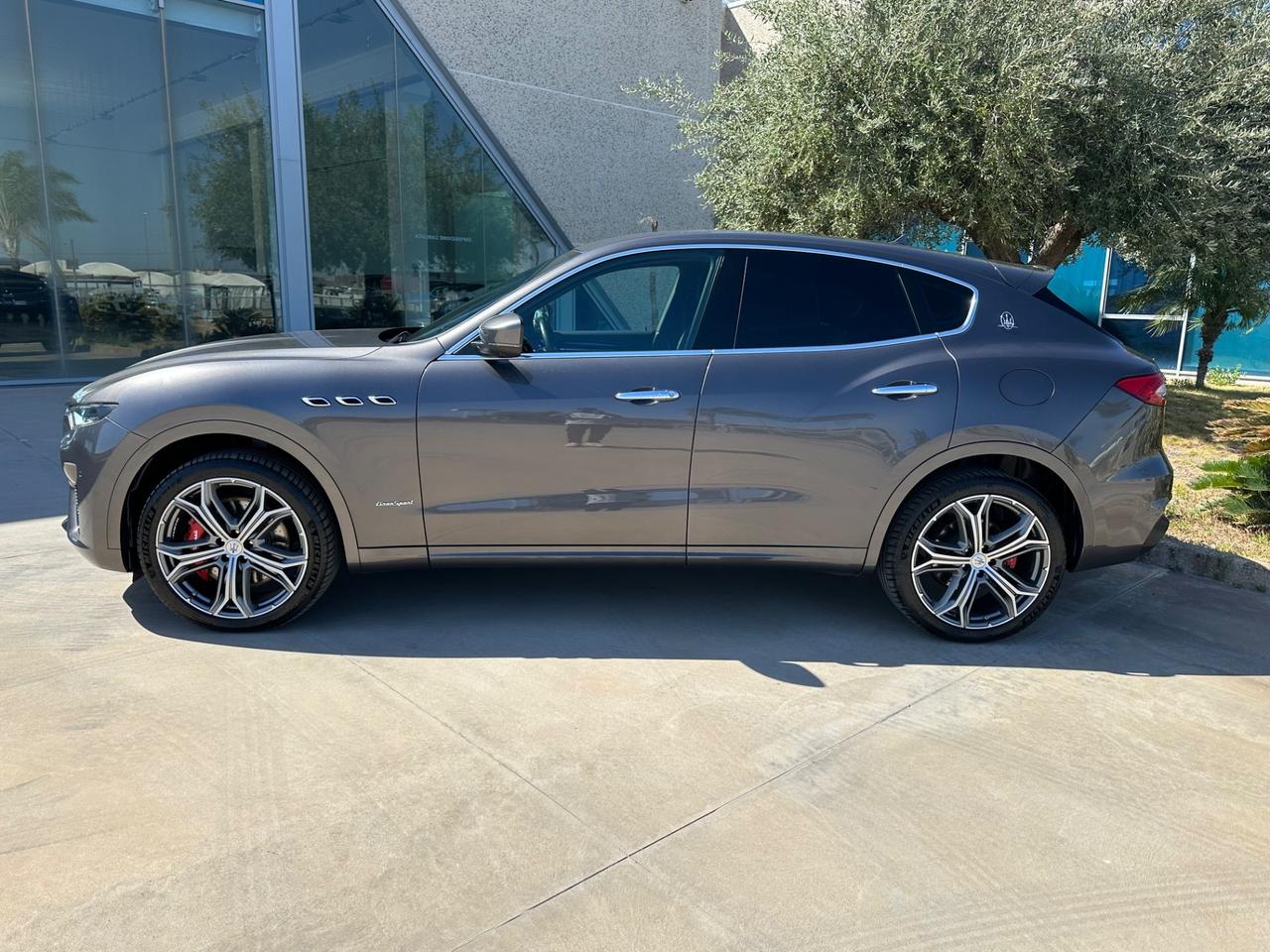 Maserati Levante V6 Diesel 275 CV AWD Gransport