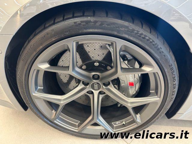 AUDI RS6 Avant 4.0 TFSI V8 quattro tiptronic Performance