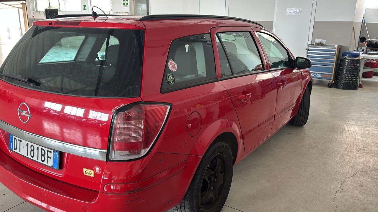 Opel Astra 1.6 16V VVT Station Wagon Cosmo