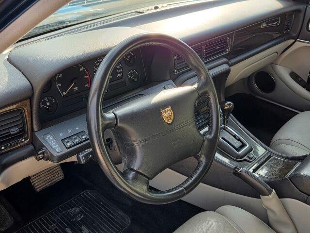 Jaguar XJ6 4.0 SPORT -SERVICE BOOK -