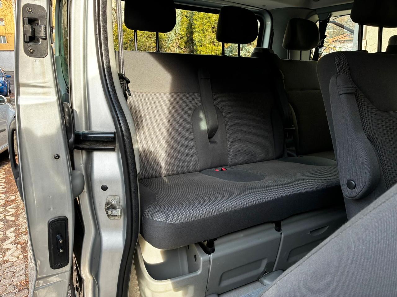 Opel Vivaro 2.0 CDTI 84kW TOUR COSMO 8POSTI