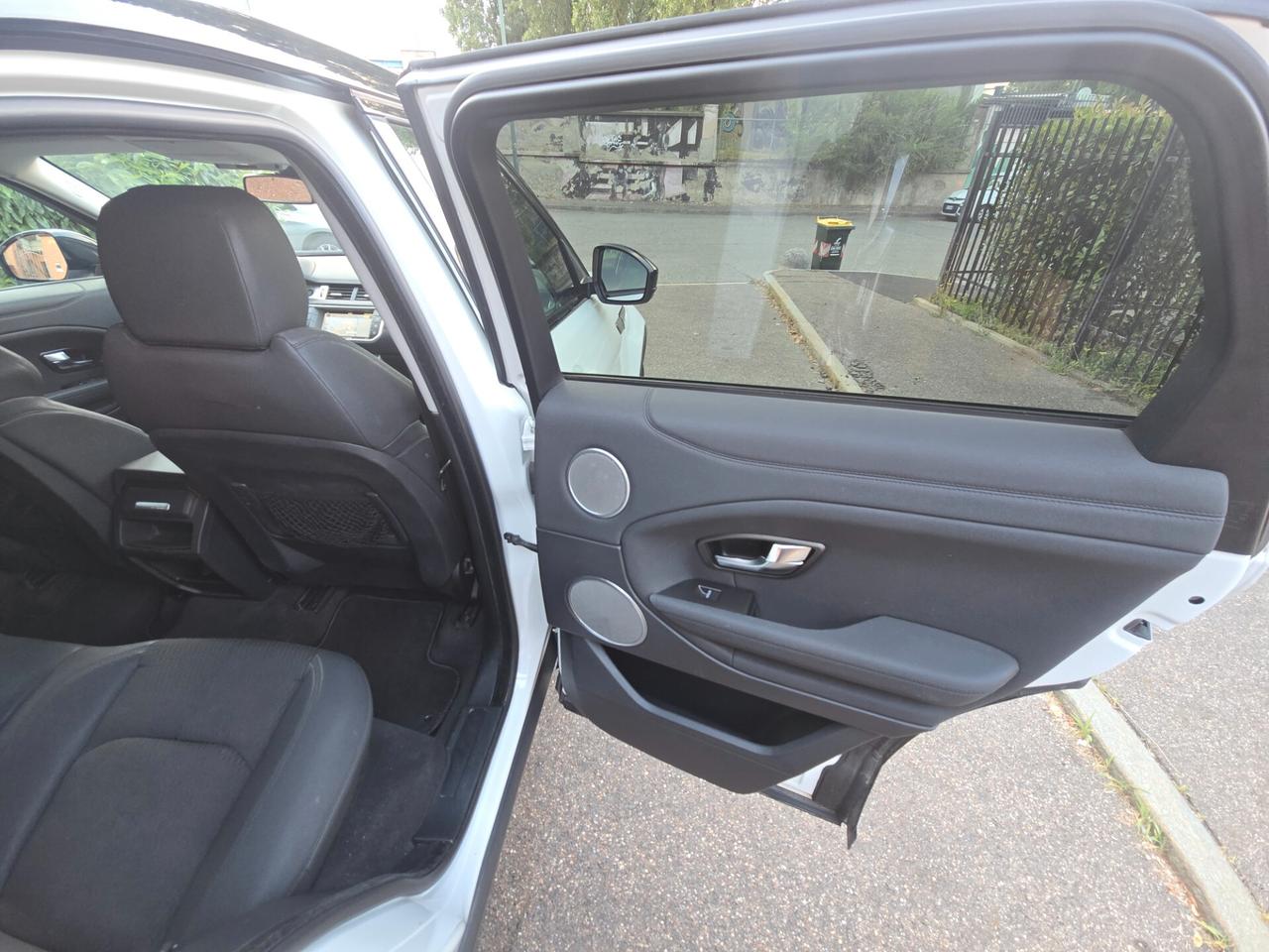 RANGE ROVER Evoque SE Dynamic 4WD 2.0 td4 Auto.