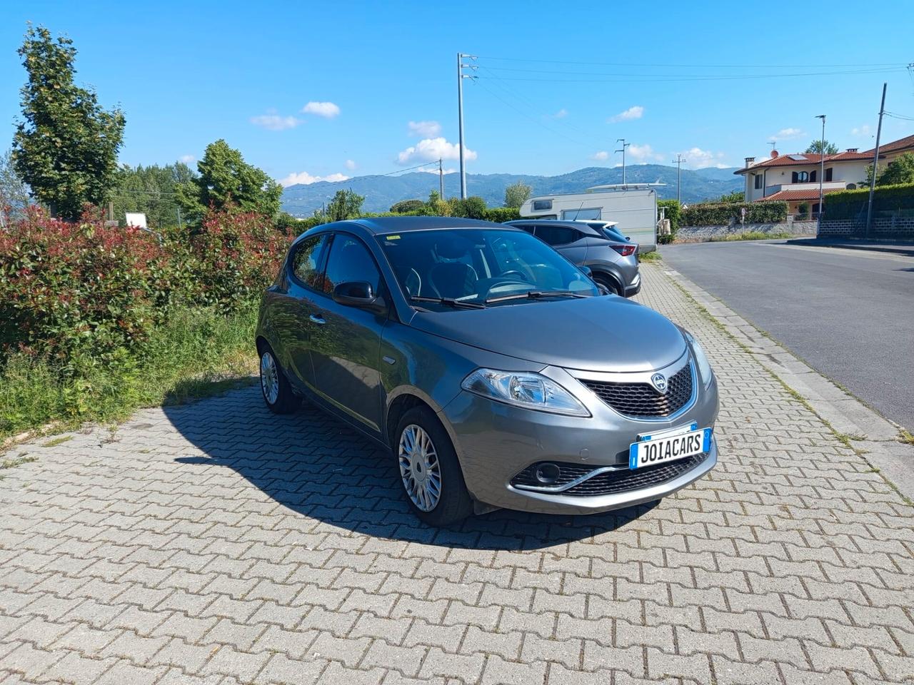Lancia Ypsilon 1.2 69 CV 5 porte Platinum