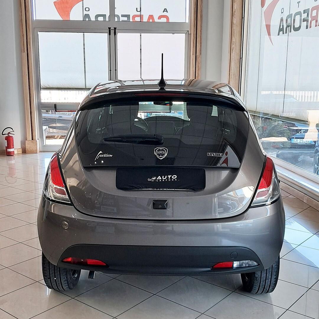 Lancia Ypsilon 1.0 FireFly 5 porte S&S Hybrid Gold