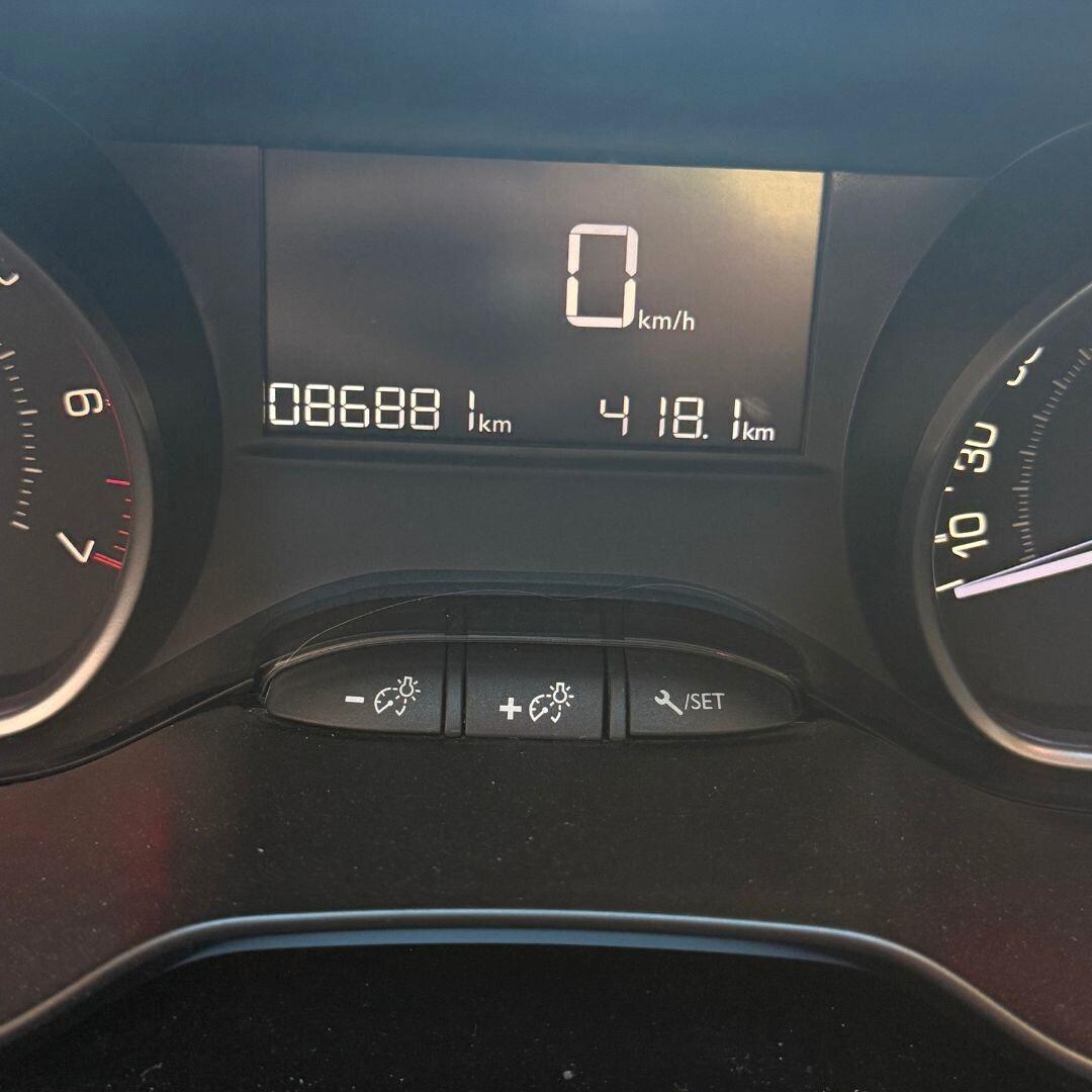 Peugeot 208 - 5 porte Allure - 83CV