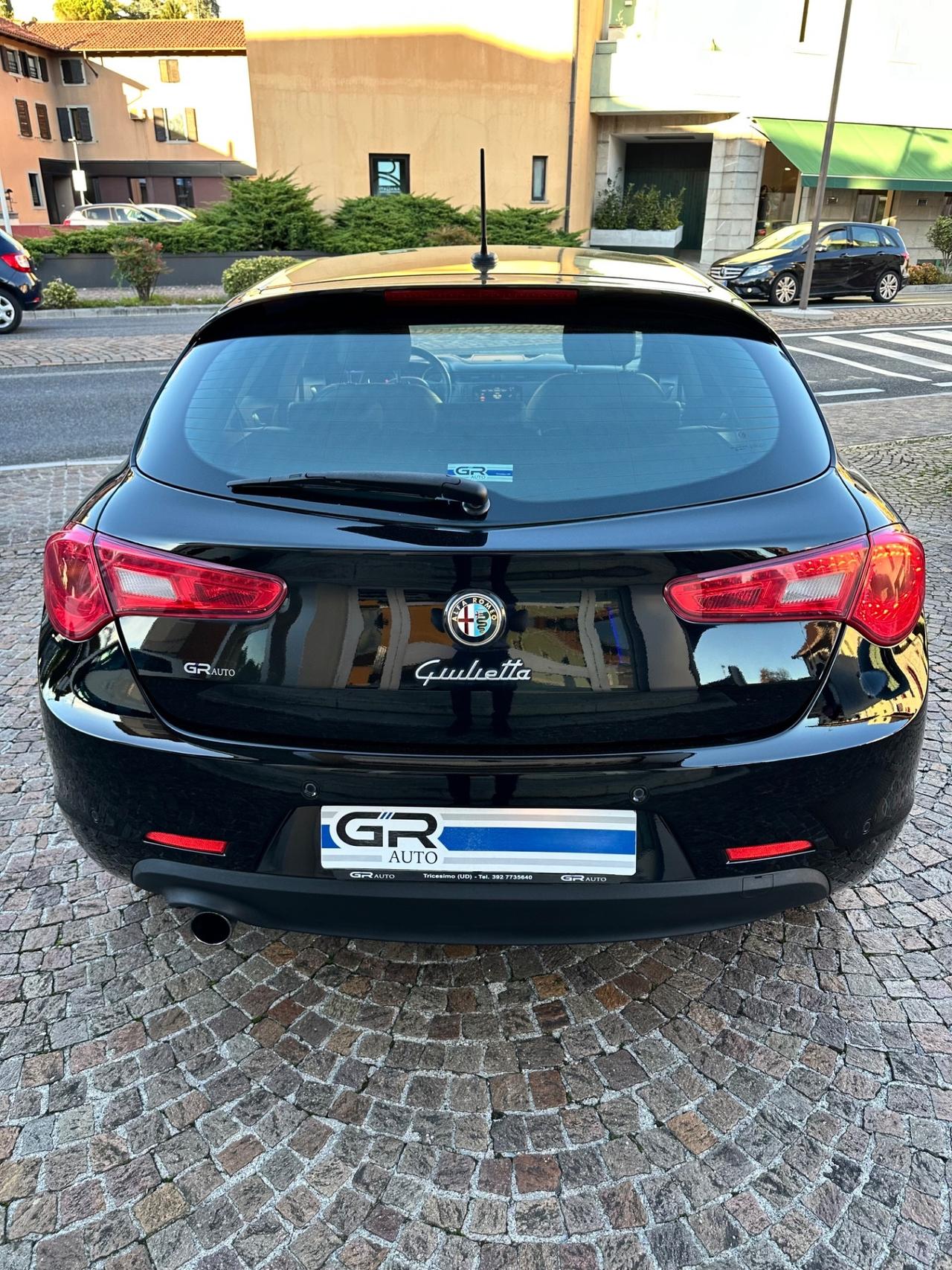 Alfa Romeo Giulietta 1.6JTDm-2 120 CV Distinctive