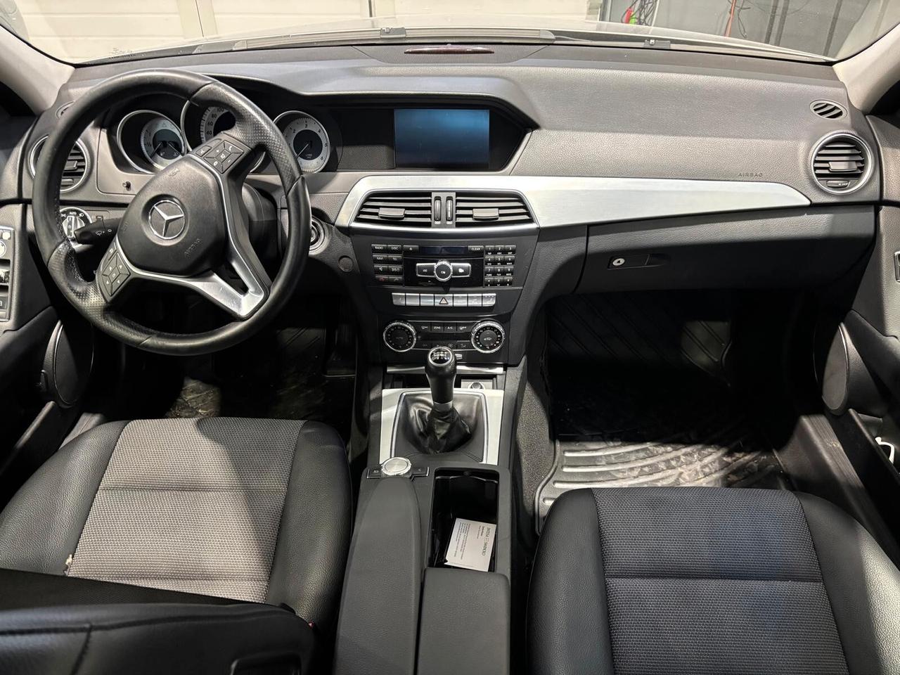 Mercedes-benz C 220 200 CDI BlueEFFICIENCY Avantgarde