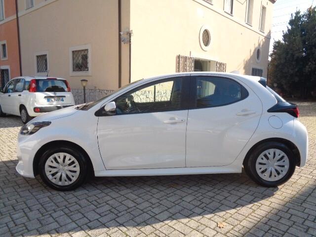 Toyota Yaris 1.5 Hybrid 5 porte Active
