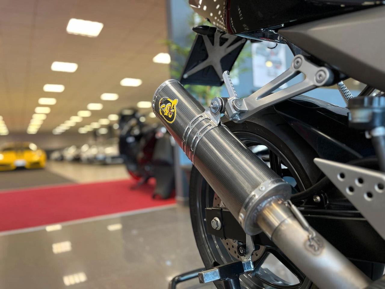 Kawasaki ZR 750