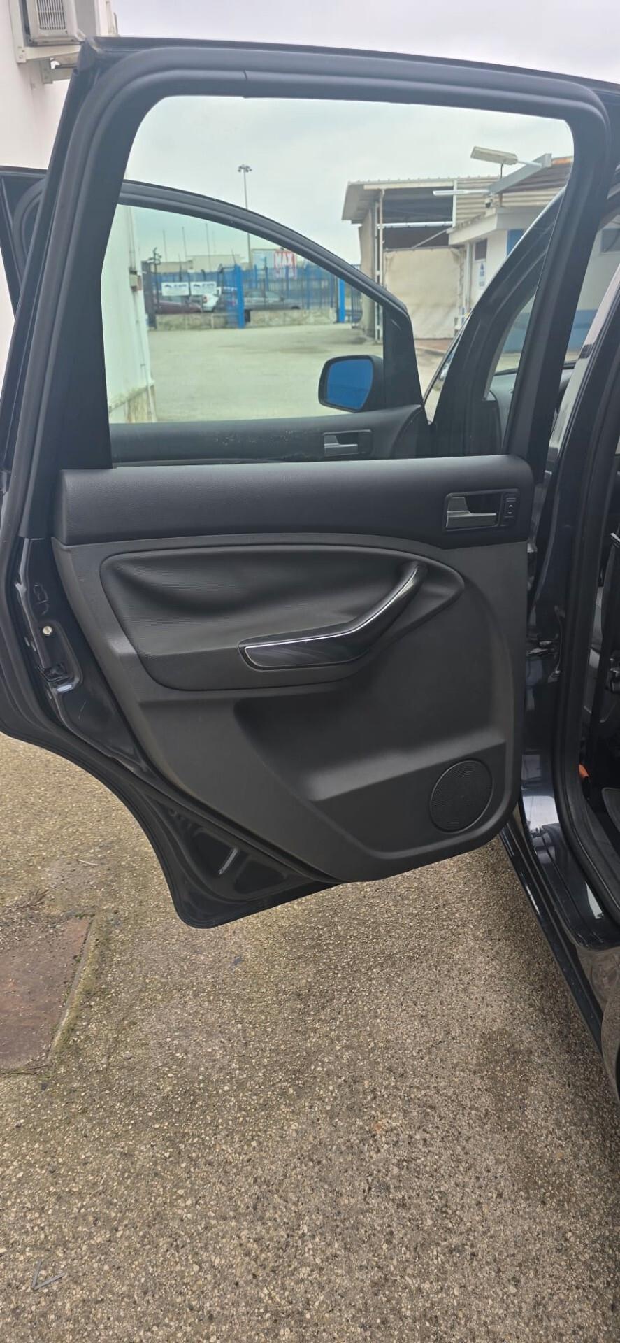 Ford C-Max 1.6 TDCi 110 CV Titanium DPF