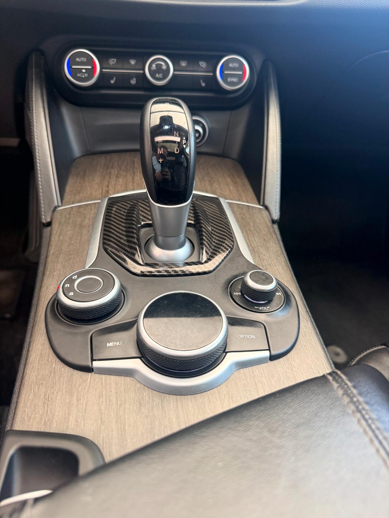 Alfa Romeo Stelvio 2.2 t Super Q4 210cv auto TETTO APRIBILE,TELECAMERA,SEDILI RISCALDABILI,NAVI,ANDROID AUTO,BLOCK SHAF