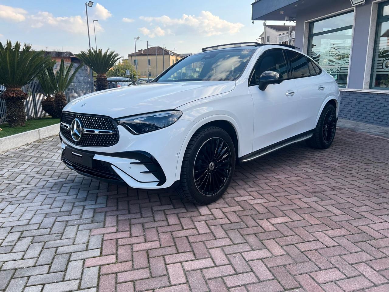 MERCEDES BENZ GLC 300d COUPE' AMG LINE + IVA 22%