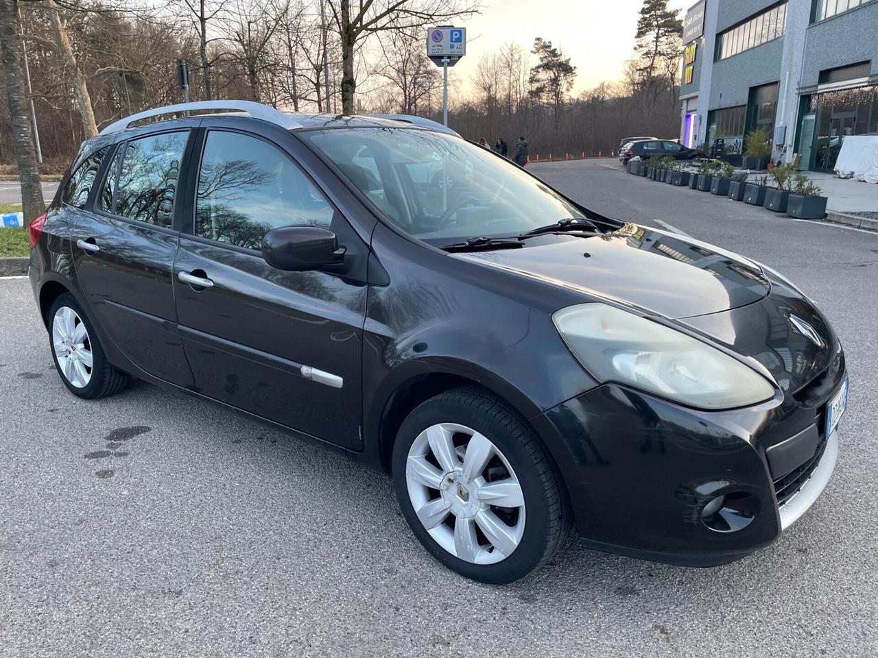 Renault Clio 1.2 16V TCE 100CV SporTour*Neopatentati*Navi*