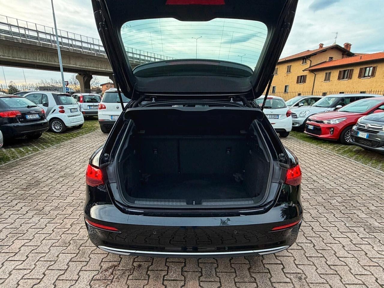 Audi A3 SPB 30 TFSI S tronic S line OK NEOPATENTATI