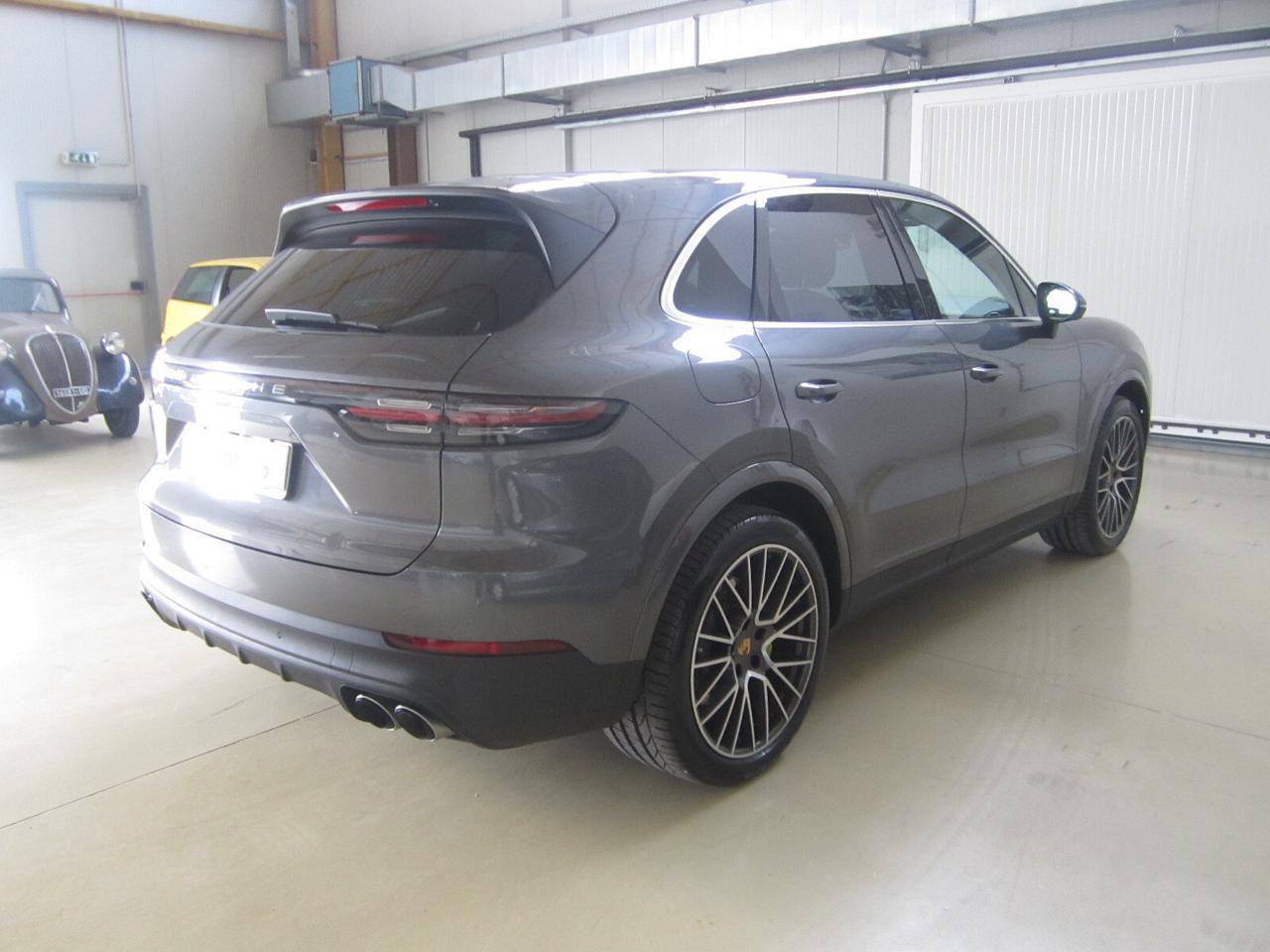 Porsche Cayenne 3.0 V6 E-Hybrid