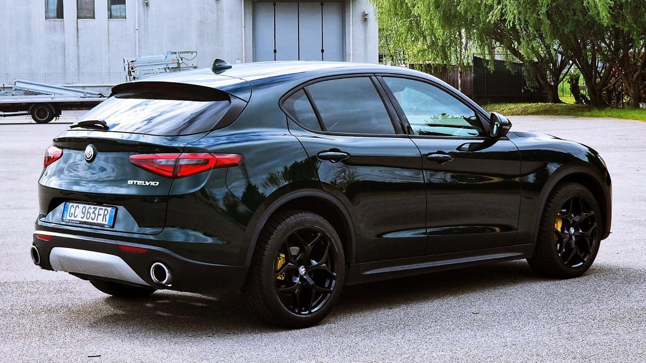 Alfa Romeo Stelvio 2.2 Turbodiesel 190 CV AT8 Q4 Sprint