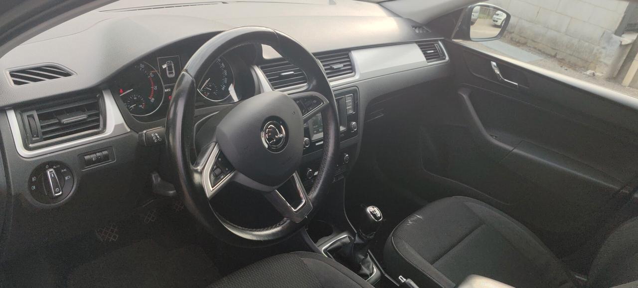 Skoda Rapid Spaceback 1.2 benzina