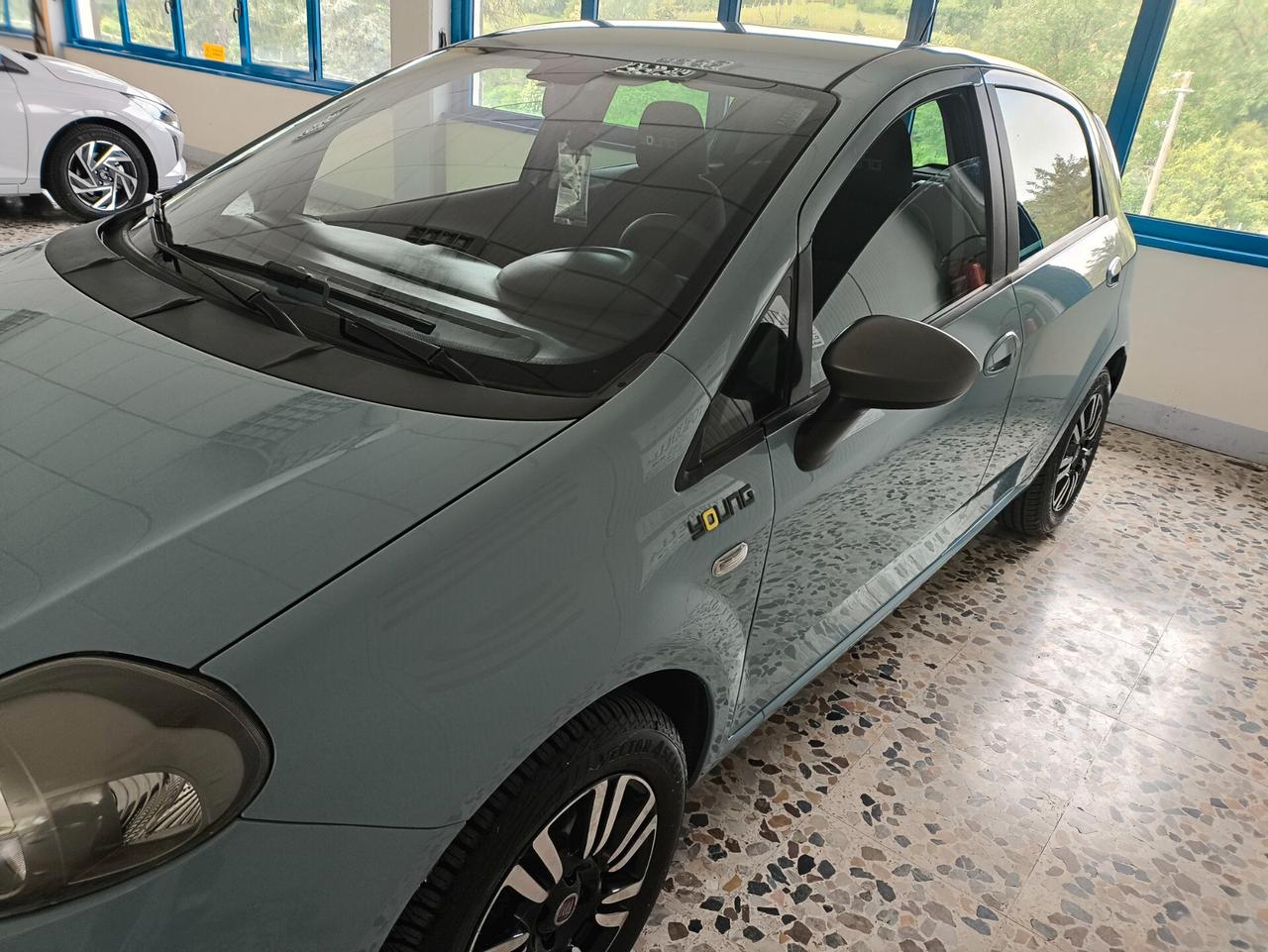 Fiat Punto 1.2 8V 5 porte Young