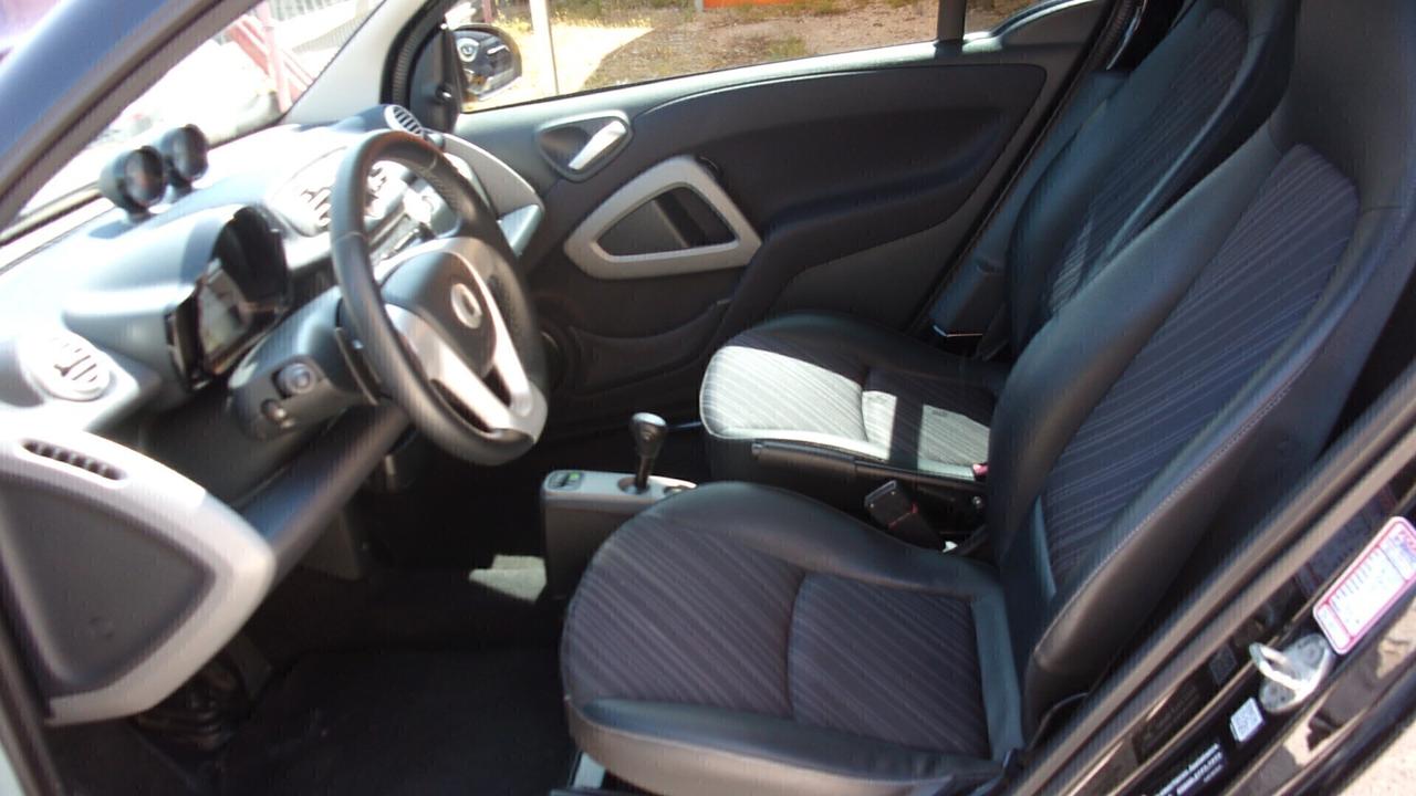 Smart ForTwo 1000 62 kW coupé pulse
