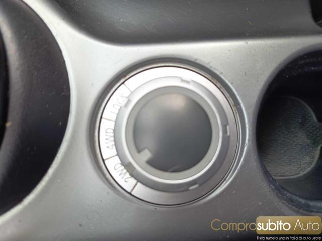 MITSUBISHI Outlander 2.0 DI-D Instyle 7 p.ti DPF