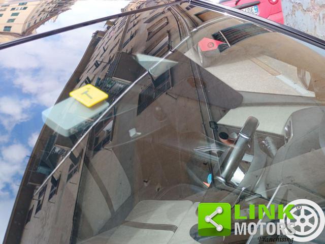 PEUGEOT 3008 Hybrid4 300 e-EAT8 GT Line