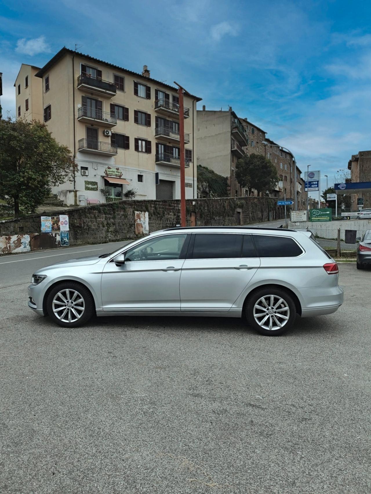 Volkswagen Passat Variant 1.6 TDI 120cv DSG