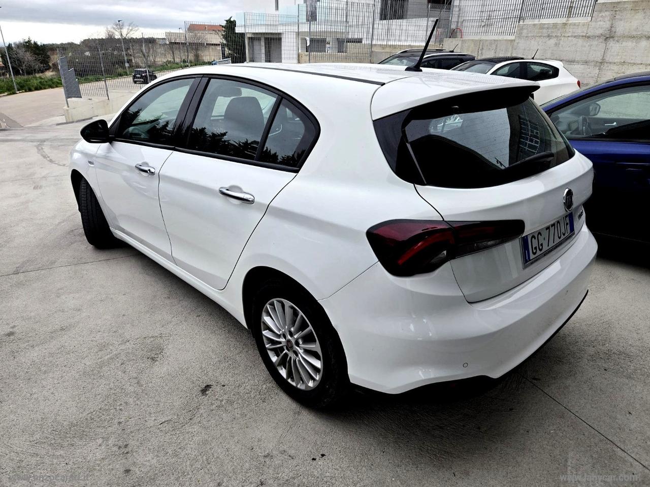 FIAT Tipo 1.6 Mjt S&S 5 porte City Sport 2021