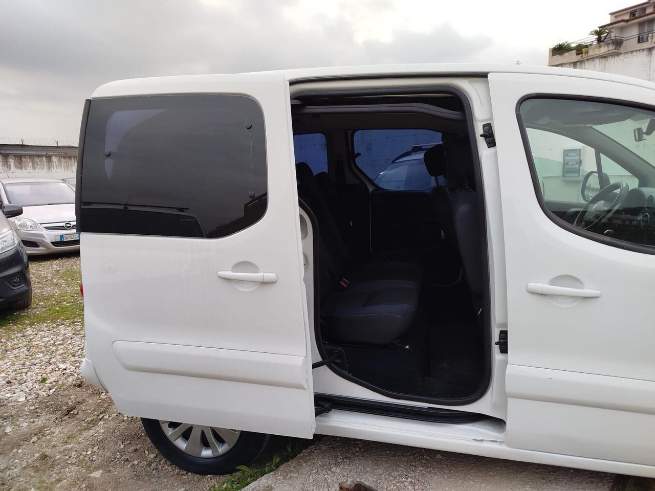 AUTOCARRO COMPRESO IVA