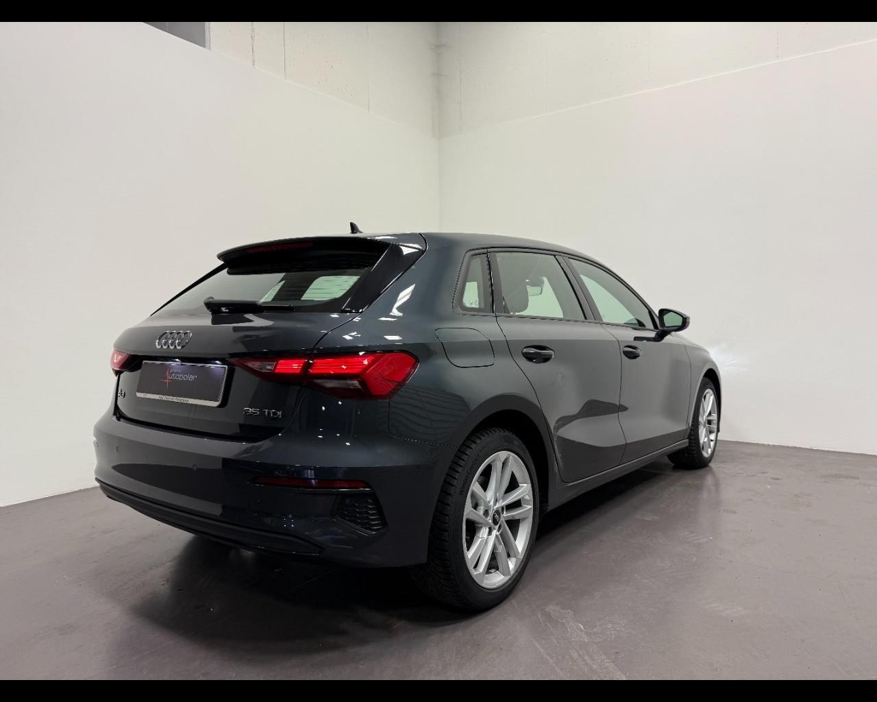 AUDI A3 SPORTBACK 35 TDI S-TRONIC BUSINESS