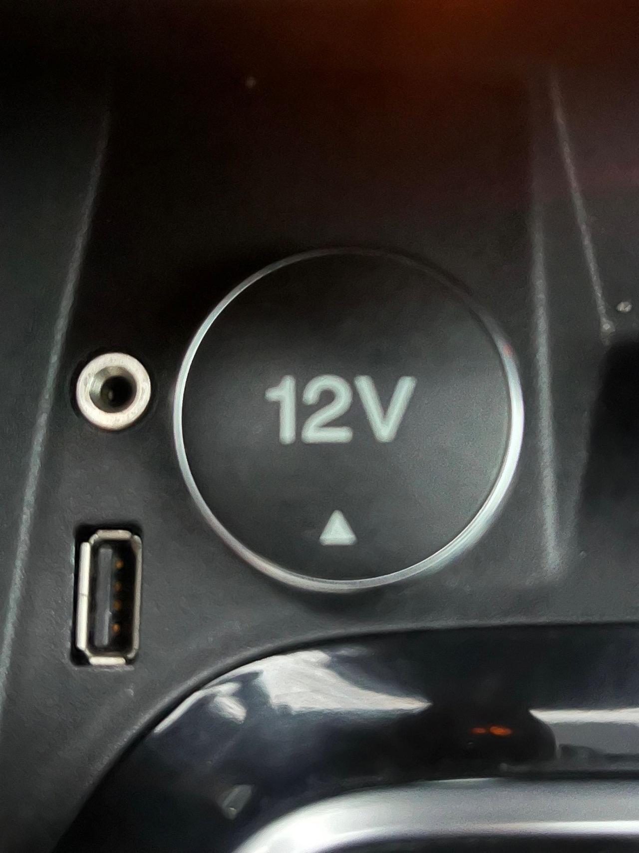 Ford B-Max Benzina/GPL. 12 Mesi Di garanzia