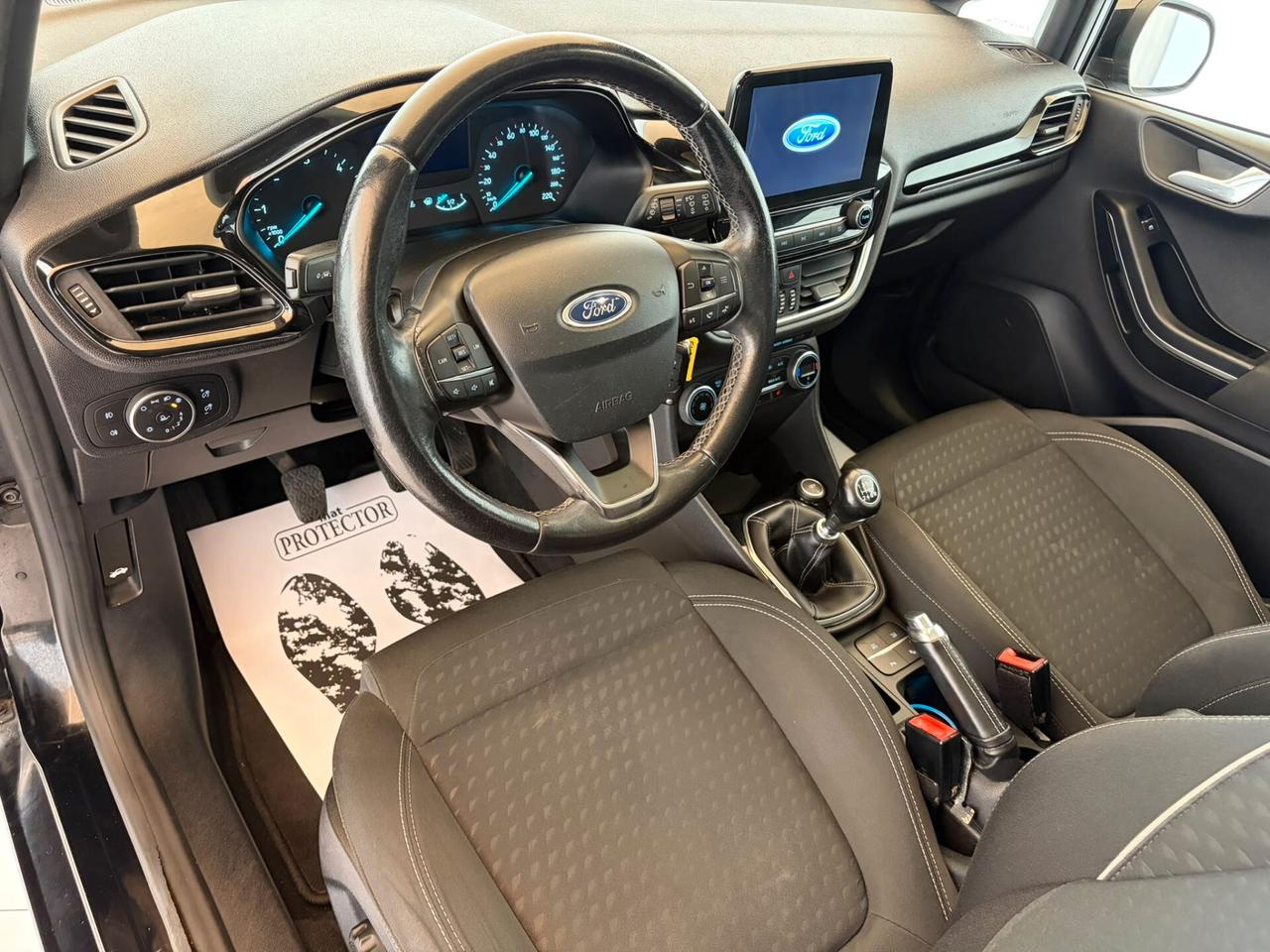 Ford Fiesta 1.5 TDCi 95CV - NEOPATENTATI - TETTO APRIBILE