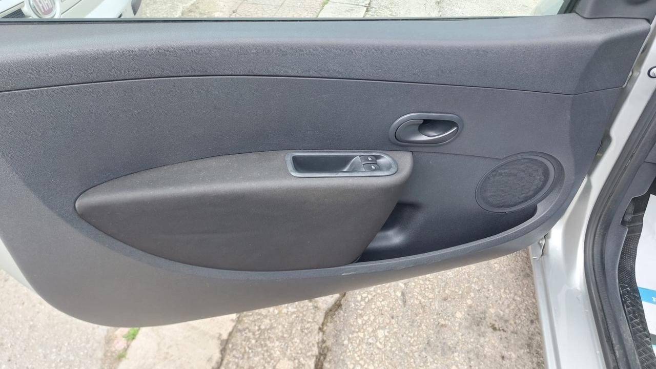 Renault Clio CONFORT