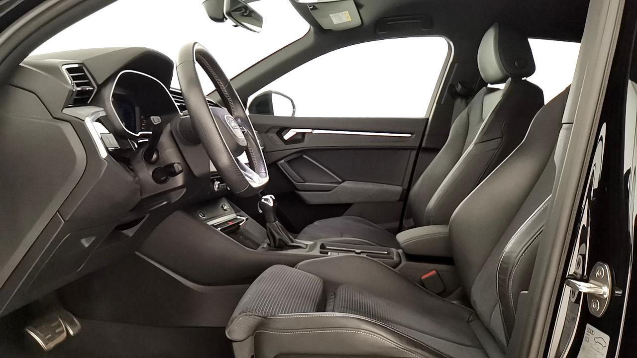 AUDI Q3 2019 Sportback - Q3 Sportback 40 2.0 tfsi Edition quattro