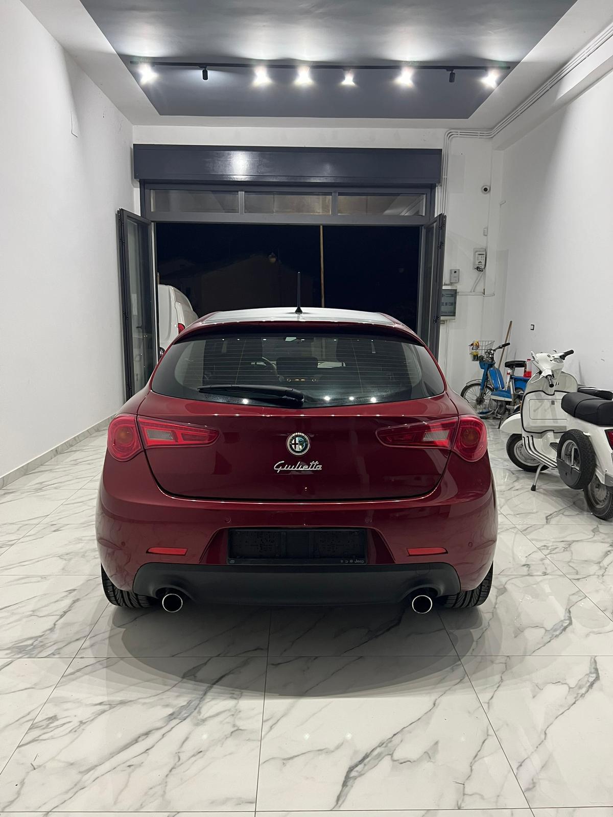 Alfa Romeo Giulietta 2.0 140 CV (VENDUTA)