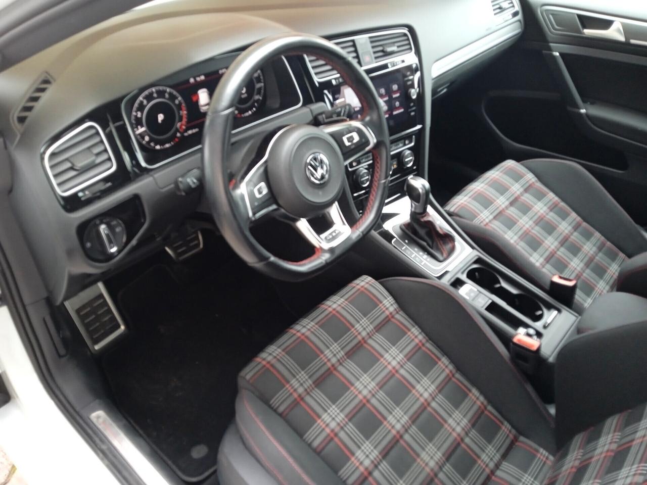 Volkswagen Golf GTI PERFORMANCE FULL LED 18" ANDROID AUTO SENS PARK FRECCE DINAMICH CRUISE CONTROL PRONTA CONSEGNA