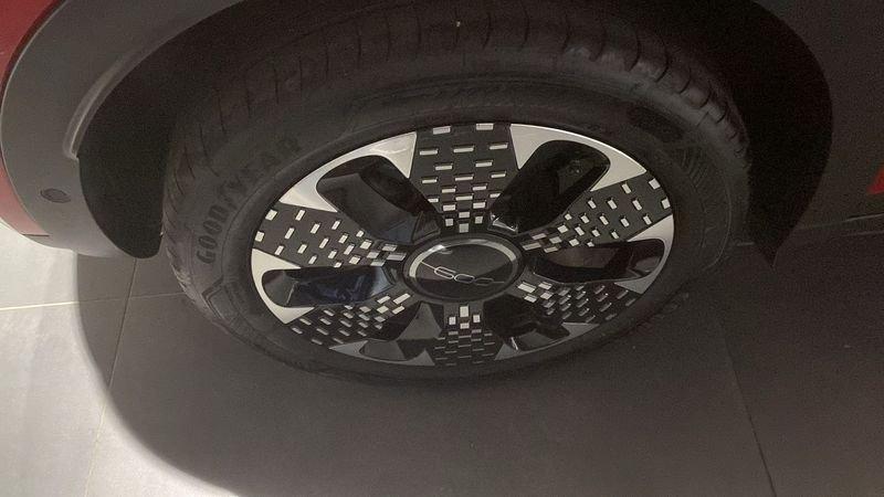 FIAT 600 600 Hybrid 110 CV DCT MHEV La Prima II